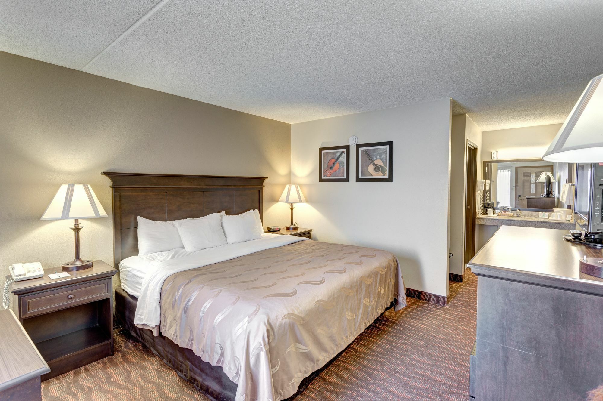 Quality Inn West Брэнсон Экстерьер фото